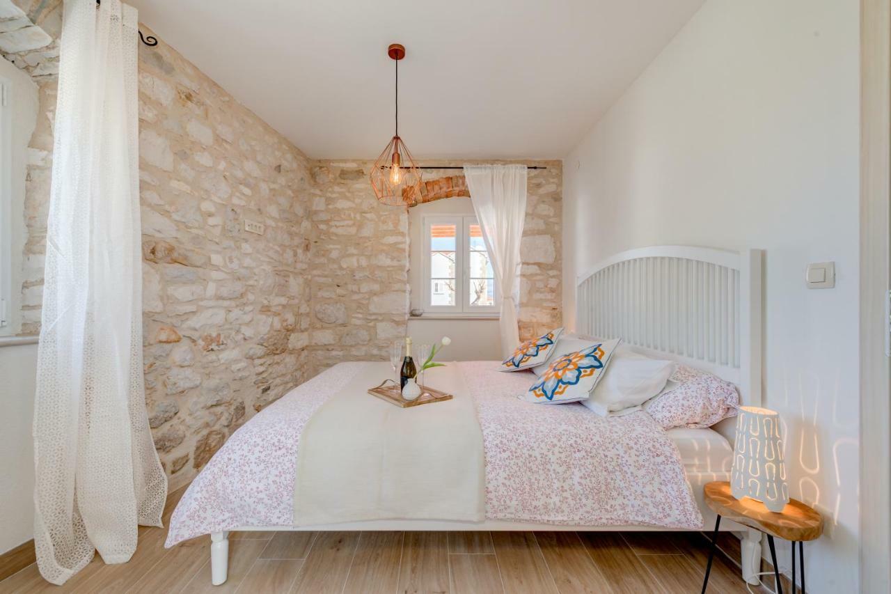 Holiday Home Rocca ซูเปตาร์ ภายนอก รูปภาพ