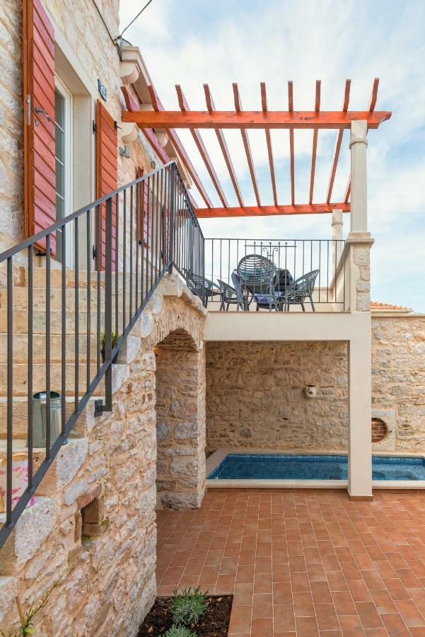 Holiday Home Rocca ซูเปตาร์ ภายนอก รูปภาพ