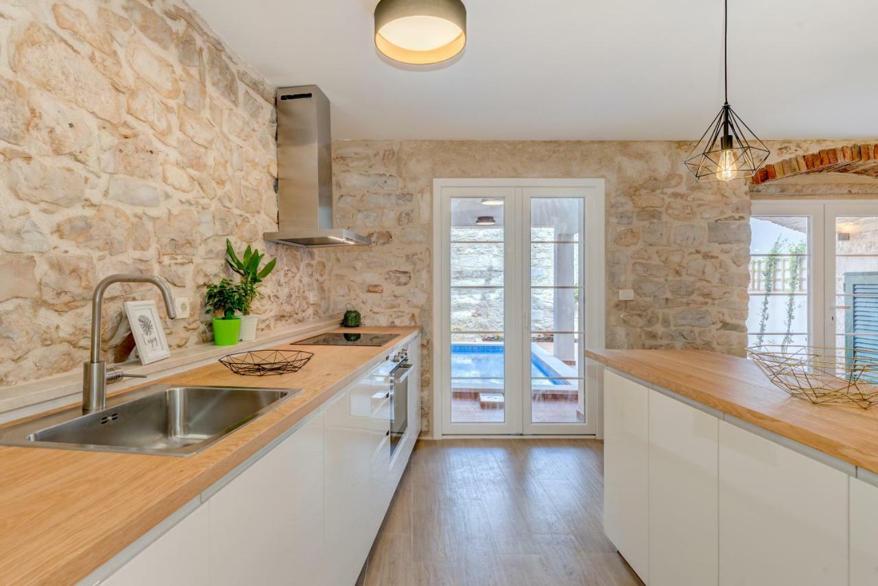 Holiday Home Rocca ซูเปตาร์ ภายนอก รูปภาพ